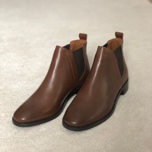 Brand New Topshop Brown Leather Chelsea Boots Sz37